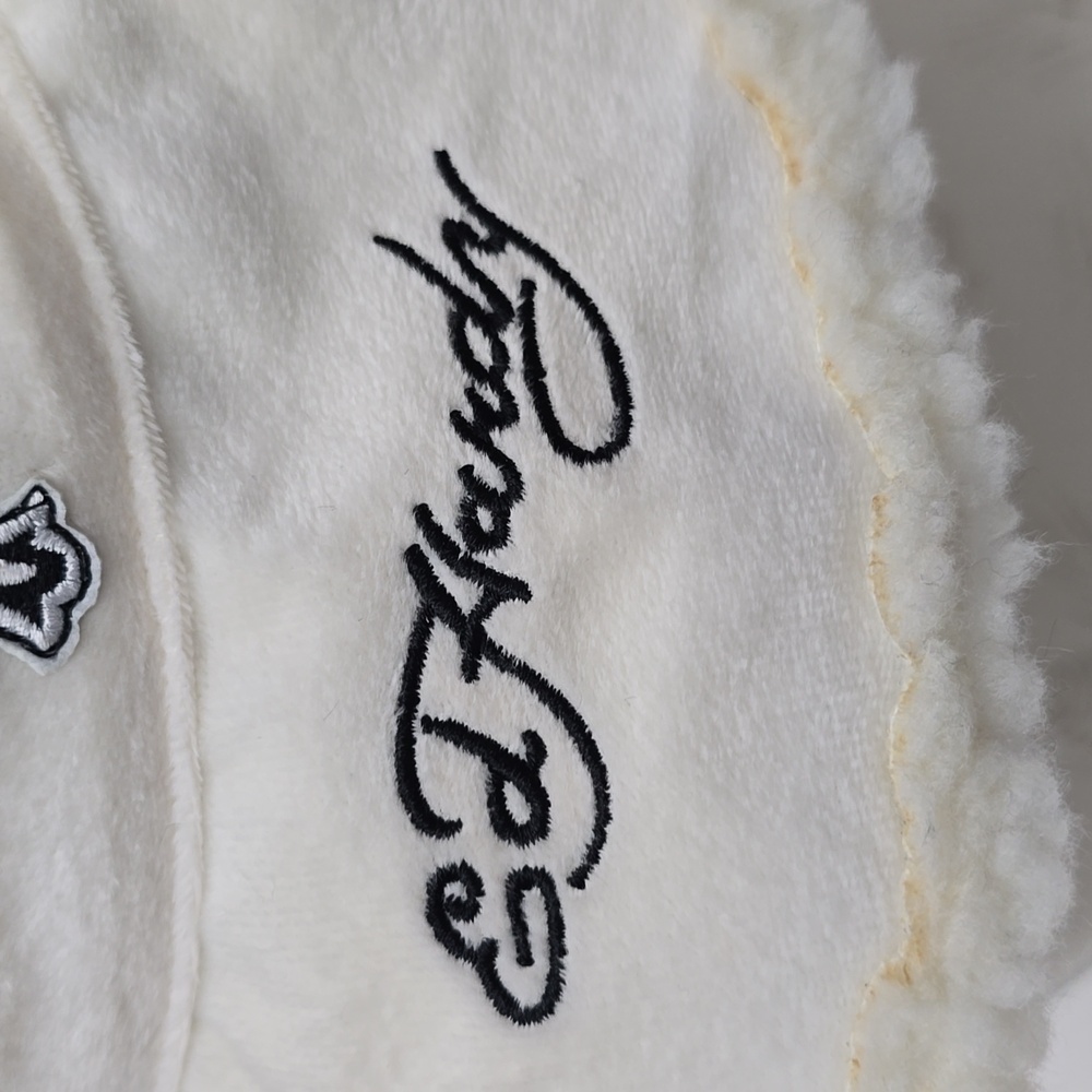 NWT Ed Hardy Women's Sherpa Fleece Bucket Hat Cream Floral Skull Cross - Picture 10 of 13